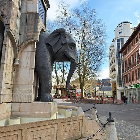 Meuble En Centre Ville, Quartier Calme Apartment Chambery